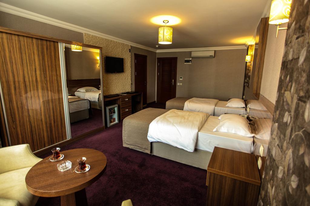 Grand Akcali Otel İskenderun Værelse billede
