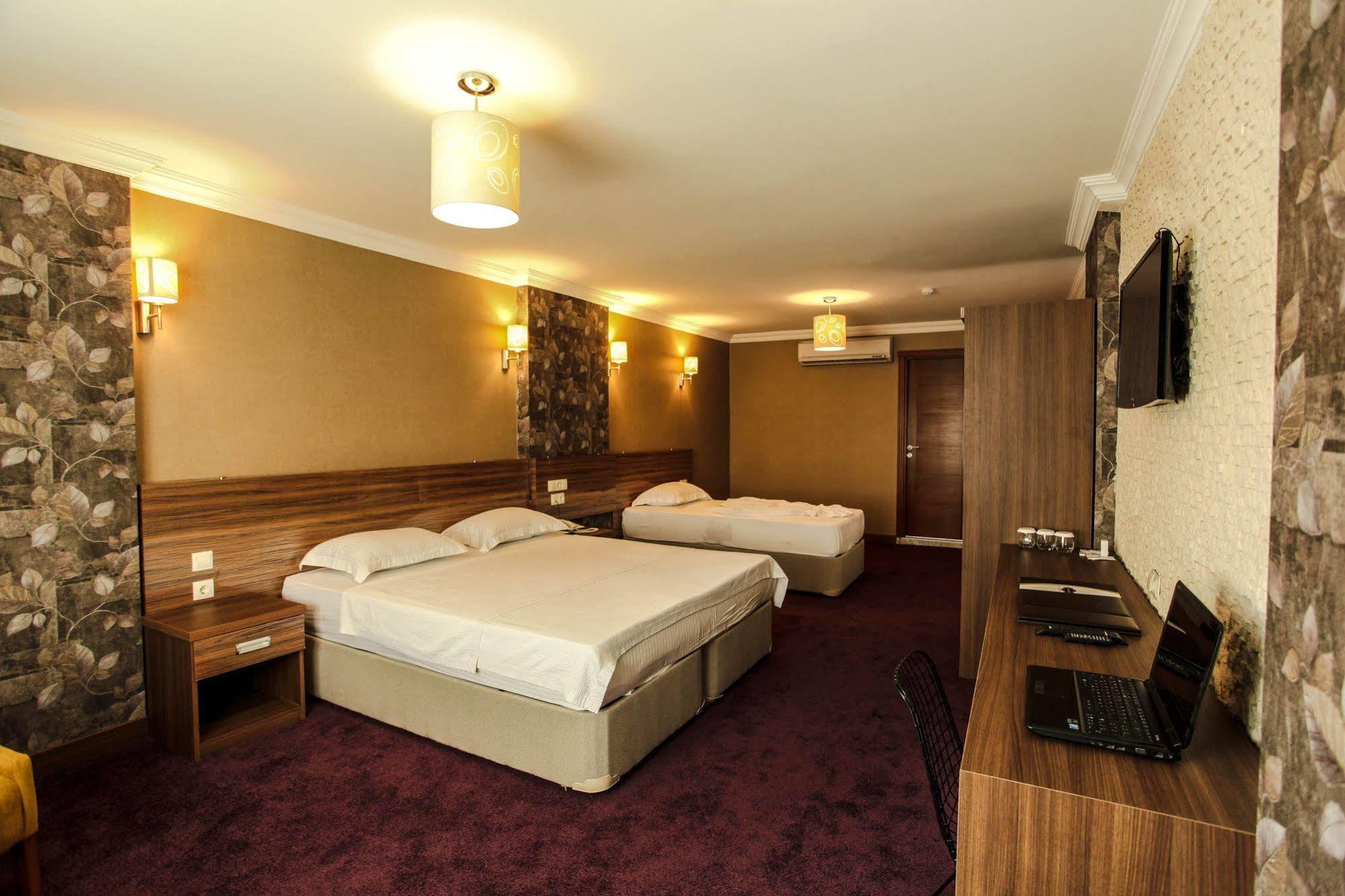 Grand Akcali Otel İskenderun Eksteriør billede