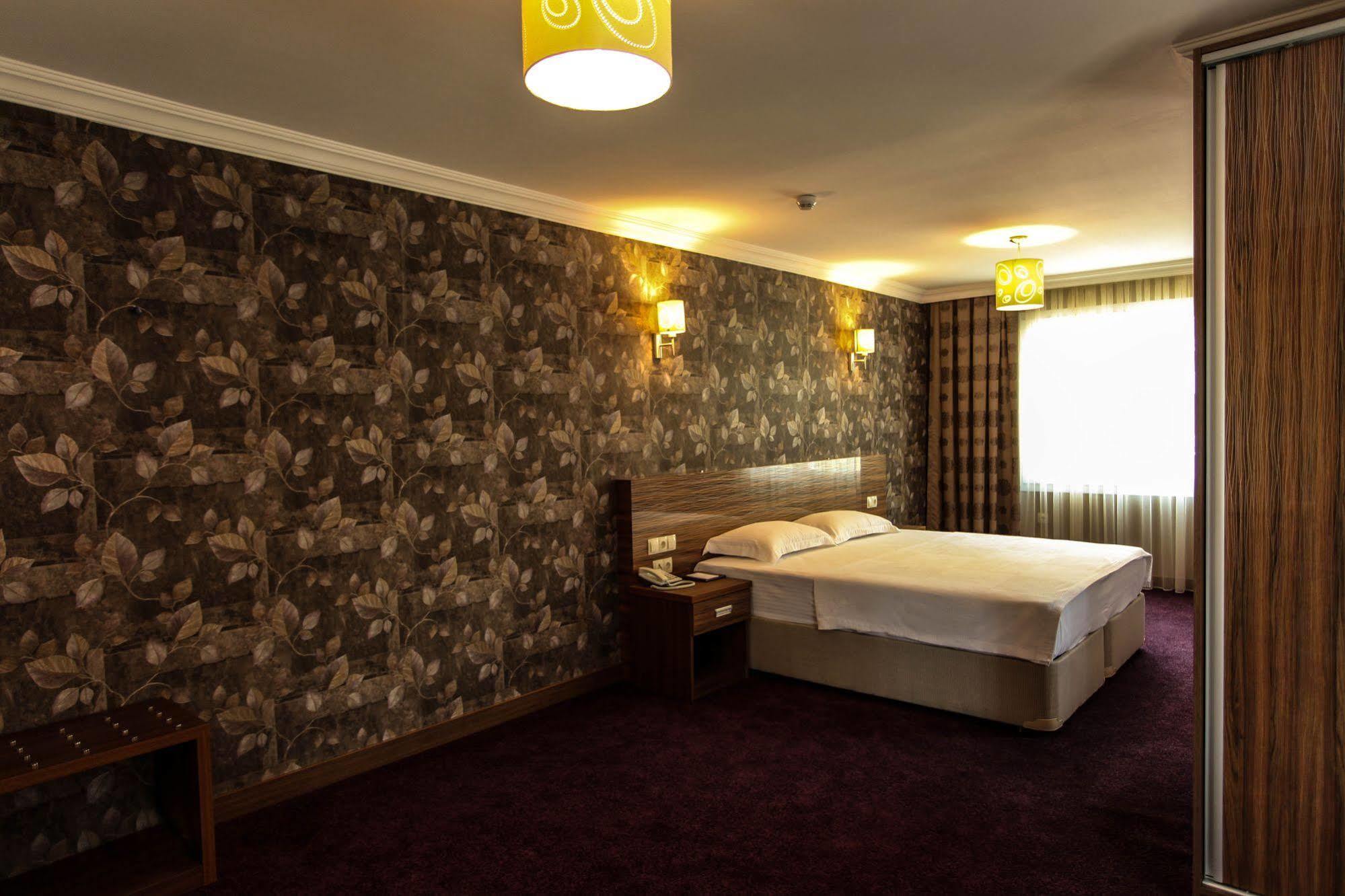 Grand Akcali Otel İskenderun Eksteriør billede