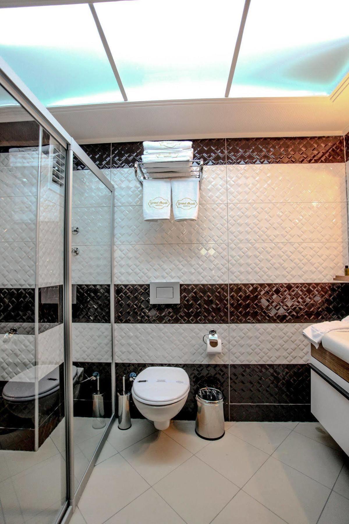 Grand Akcali Otel İskenderun Eksteriør billede